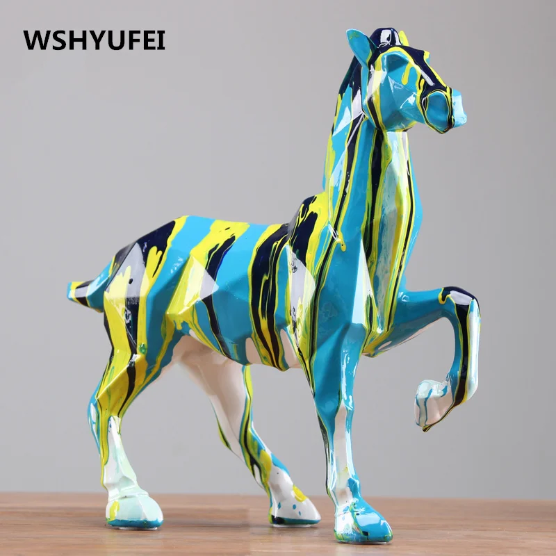 Современная Абстрактная черная статуя лошади Геометрическая полимерная