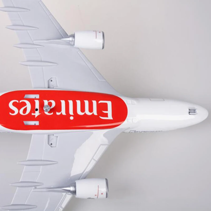 1/160 масштаб 45,5 см модель самолета Airbus A380 EMIRATES модель самолета с подсветкой и колесом литая под давлением пластиковая полимерная игрушка самолет