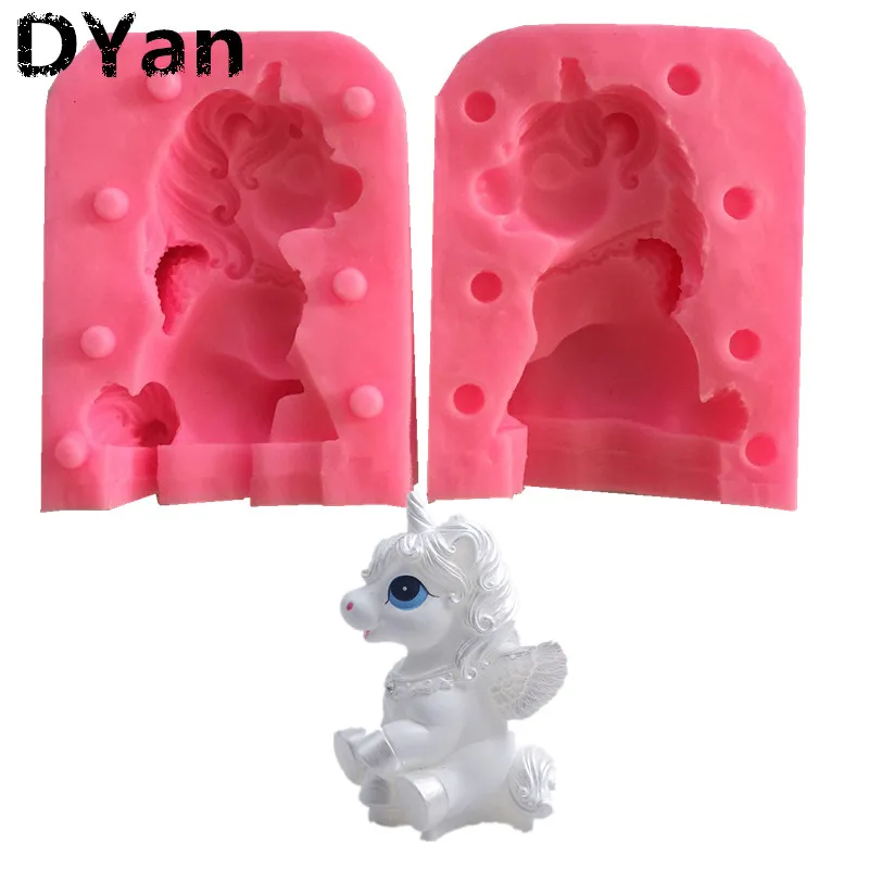 

Free Shipping 3D Pegasus Unicorn Candy Mold Chocolate Mold Mold Food Grade Silicone Mold A1338