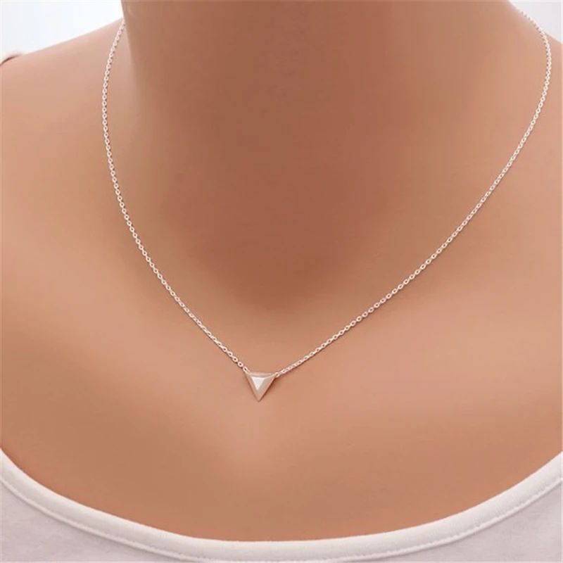 Модное колье чокер с треугольным кулоном и геометрическим дизайном|silver plated