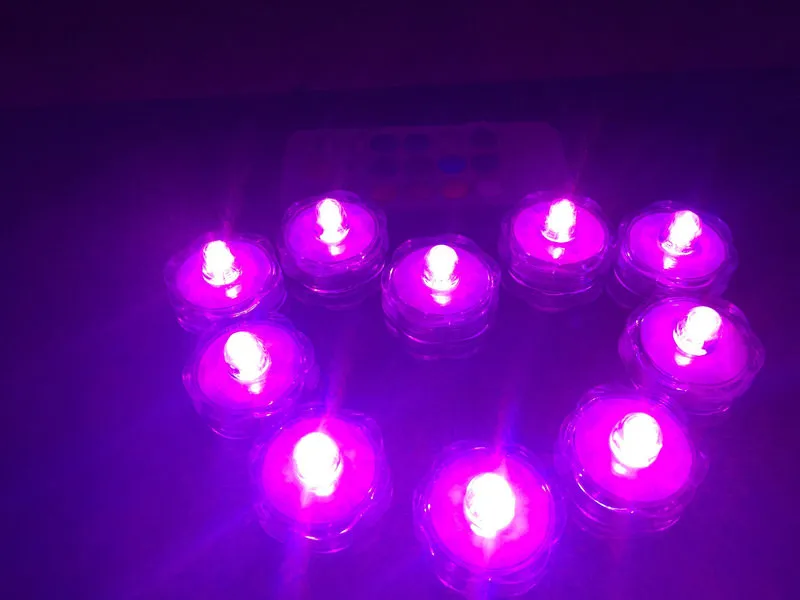 Подводный светодиодный светильник с аккумулятором и пультом дистанционного