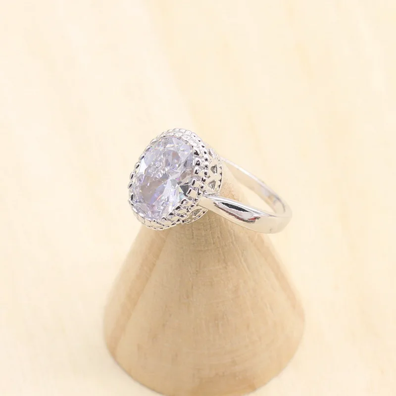 Женский ювелирный комплект из колье серёг и браслета серебряного