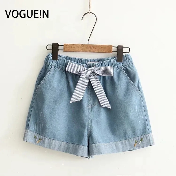Женские джинсовые шорты VOGUEIN короткие с вышитыми карманами и морковкой Размер SML