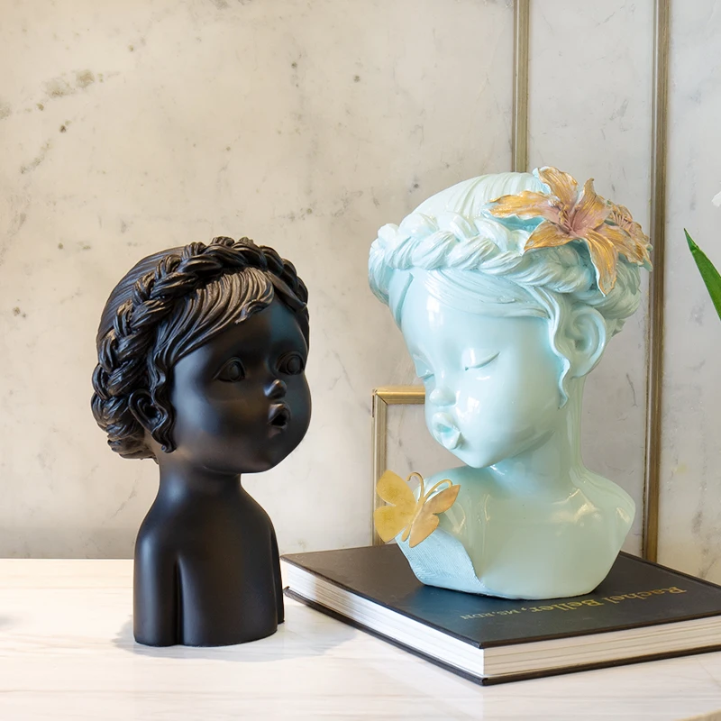 

Симпатичные украшения в виде ангела для девочек, домашнее настольное украшение из смолы, абстрактная скульптура, поцелуй ребенка с бабочко...