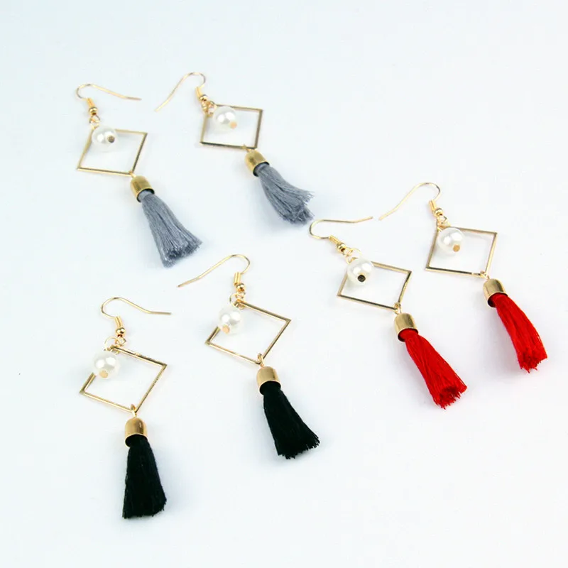 Женские длинные серьги E0122 с имитацией жемчуга кисточками новые летние ювелирные