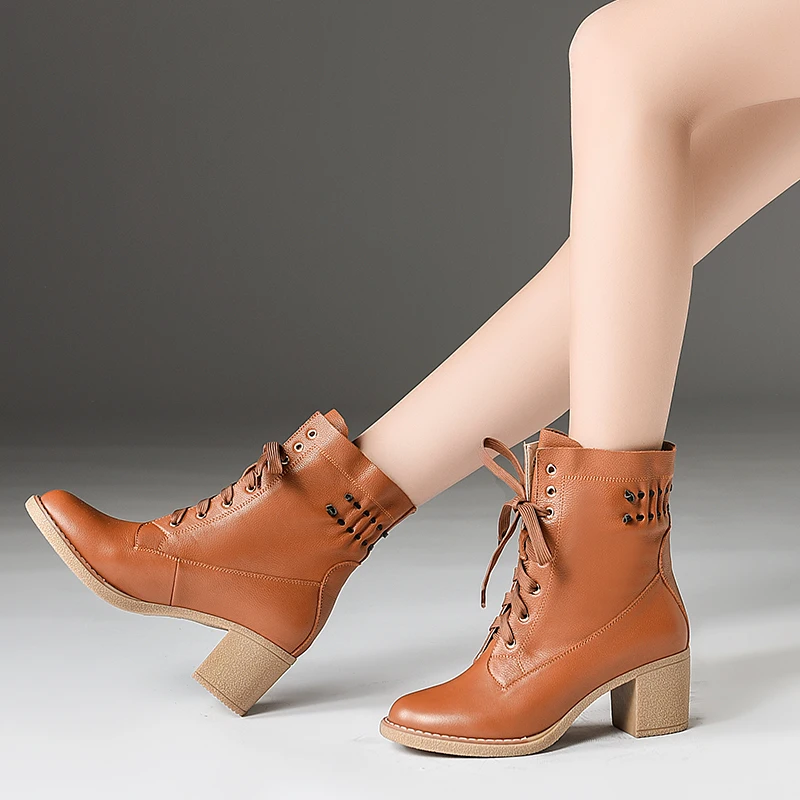 

ISNOM Motorcycle Women Ankle Boots Round Toe Lace Up Footwear High Heels Female Boot Cow Leather Shoes Woman 2018 Winter New