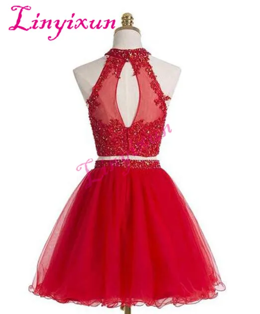 Короткие красные женские трапециевидные платья из двух частей с аппликацией