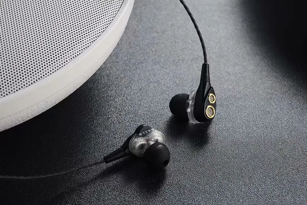 SMN-15 беспроводные Bluetooth-наушники-вкладыши для телефона с поддержкой TF-карты