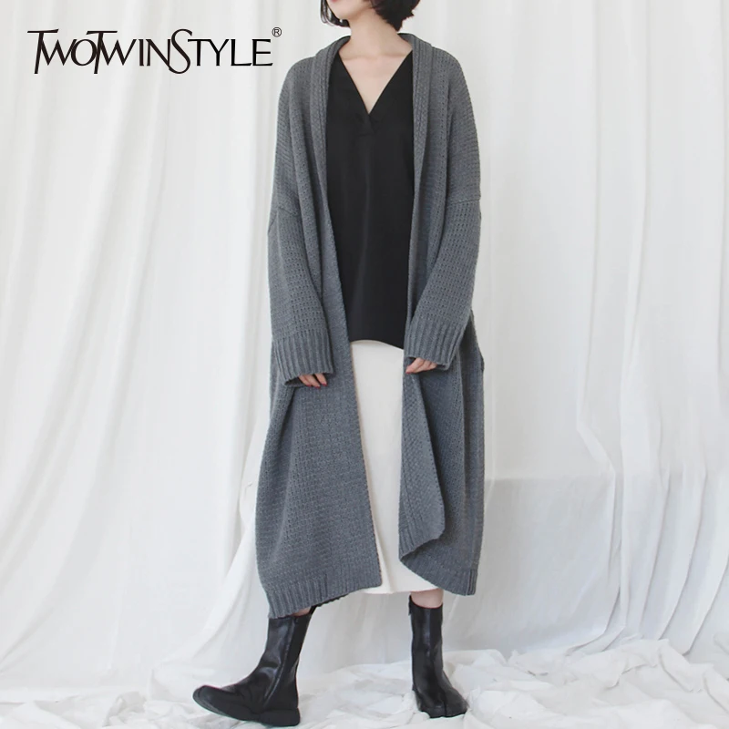 TWOTWINSTYLE повседневный кардиган свитер для женщин длинный рукав Вязанные пальто