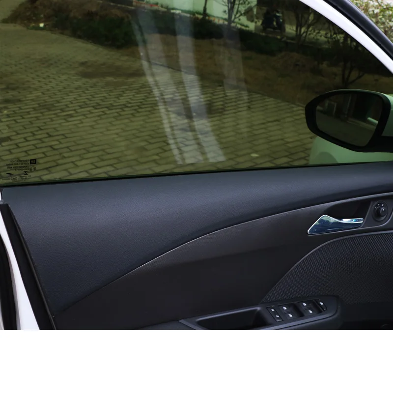 carbon fiber black Lsrtw2017 Кожаный Автомобильный Брелок с внутренней двери накладки на панель для Chevrolet Cavalier - Color Name: carbon fiber black