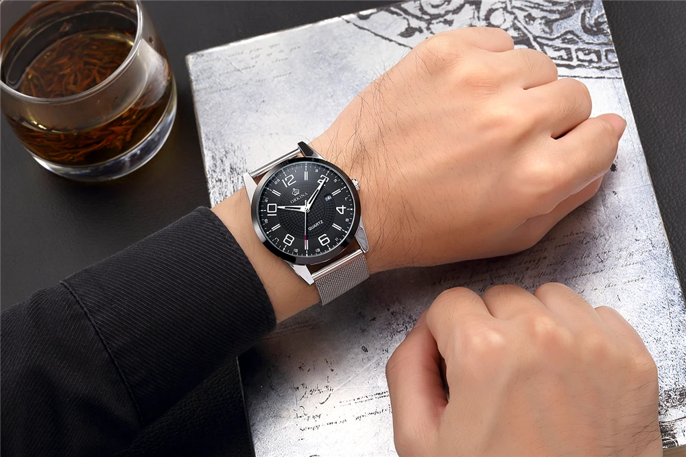 Роскошные мужские часы от известного бренда нарядные кварцевые со стальным