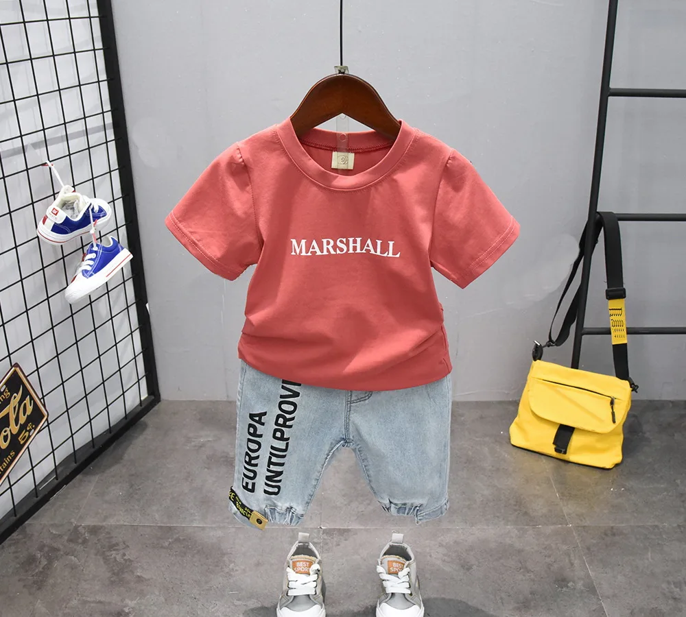 Футболка с коротким рукавом и джинсовые шорты для мальчиков 2-7 лет | Детская