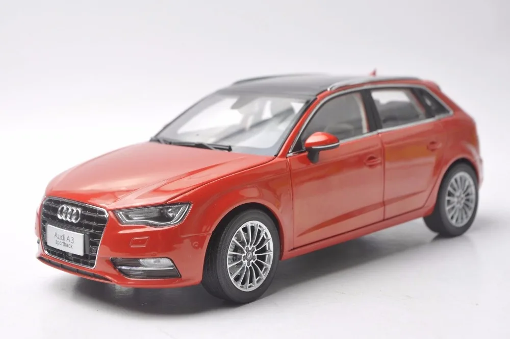 1:18 Модель литья под давлением для Audi A3 Sportback Red SUV игрушечный автомобиль из сплава