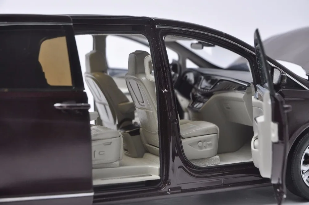 1:18 литья под давлением модель для GM Buick GL8 Avenir красный MPV сплав игрушка автомобиль миниатюрная коллекция подарок