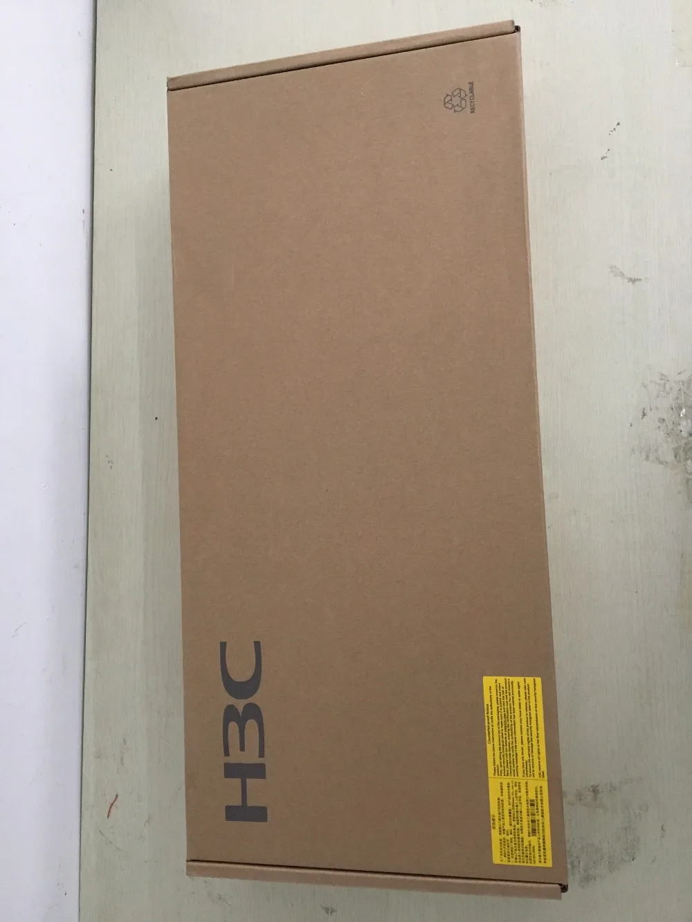 MS4200-20TP-PWR контролирует переключатели POE на 8 портов 18 и 14 оптических выключателей |