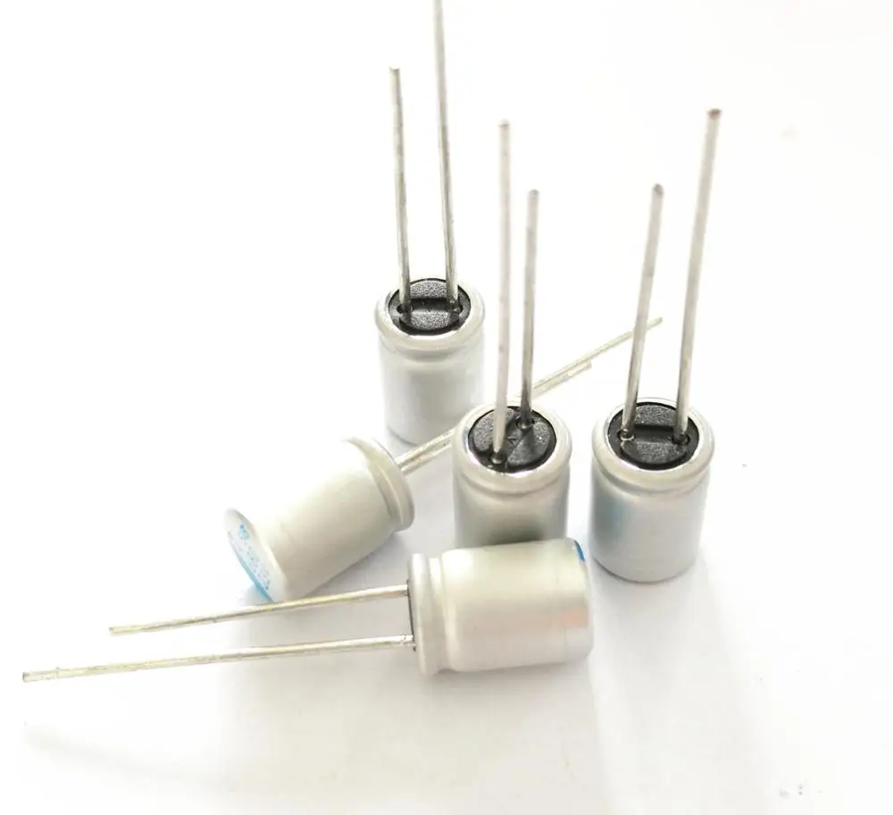 50 шт. 6,3 V 1000 мкФ 6*11,5 твердотельными конденсаторами или 6.3V1000UF