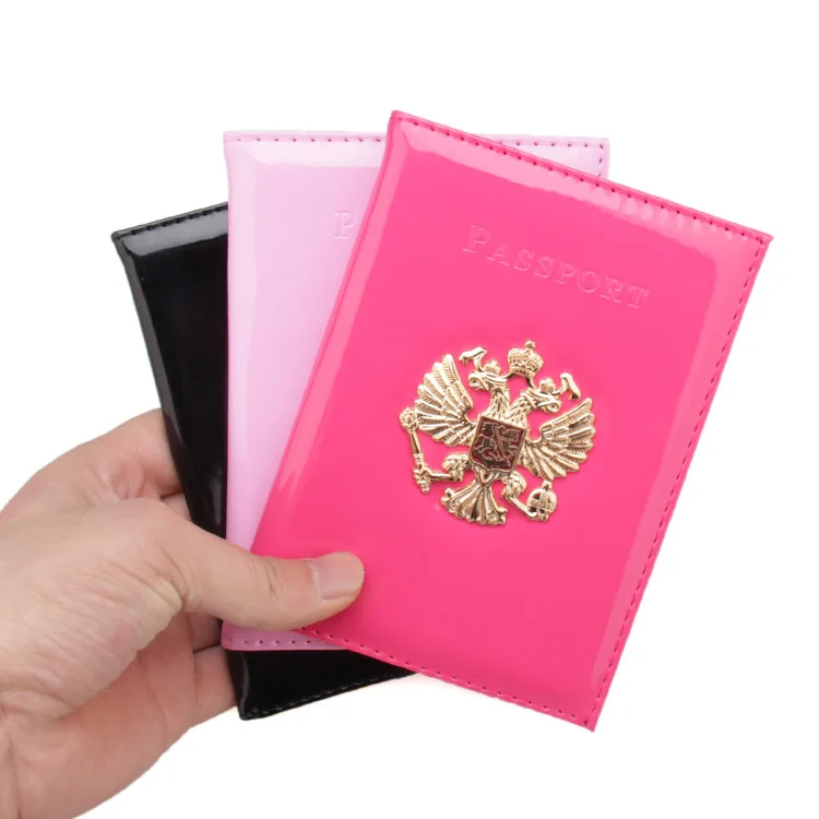 

The New Russian passport holder for women PU leather fashion hot sale passport holder with steel logo 2019 designer ID card case