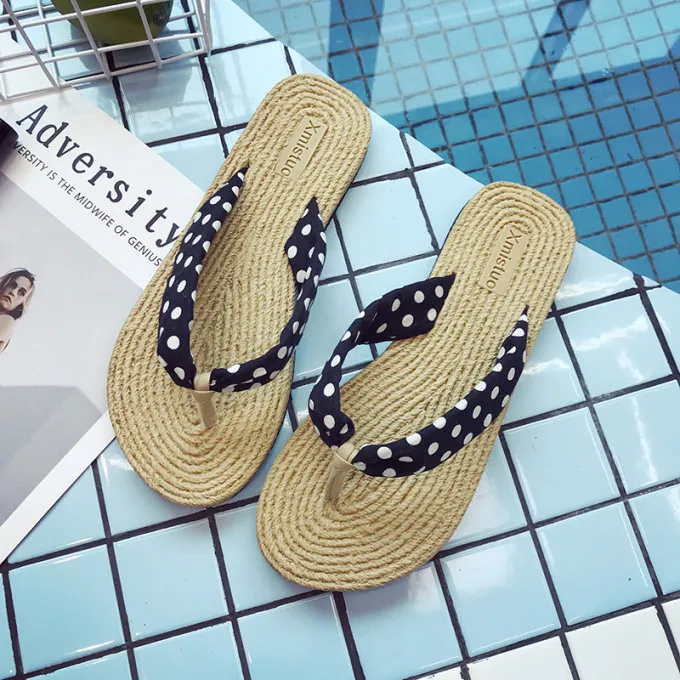 

Casual Beach Slippers Women Flip Flops Hemp Flat Slides Bohemian Printed Flower Slippers Summer Shoes Woman Outdoor Sandals 2019