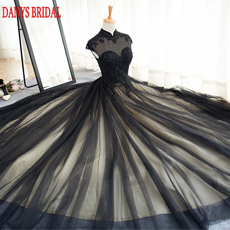 Черные длинные кружевные вечерние платья из тюля расшитое бисером с высоким