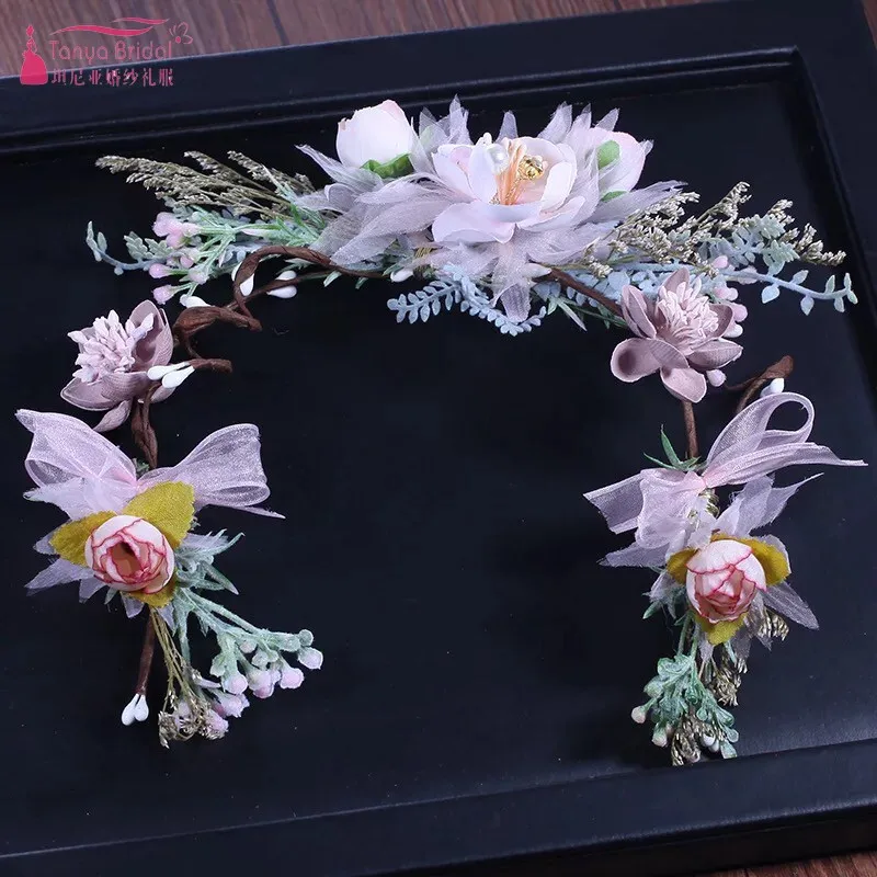 Women Bohemian Flower Headband Handmade Floral Party Wedding Wreath Bridal Headdress Hair Accessories DQG363