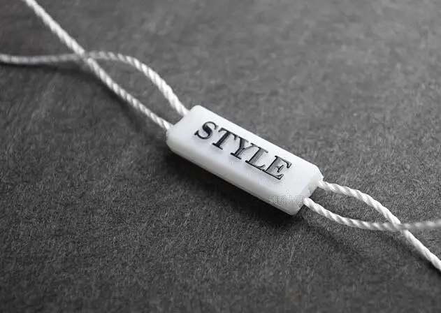 black STYLE 100 шт/много нейлоновый материал Спот поставка вешать тег струны, веревки, квадратные Висячие гранулы с логотипом Одежда Аксессуары для одежды - Цвет: black STYLE