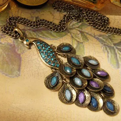 Европейские модные яркие ожерелья и подвески в стиле ретро с голубым камнем