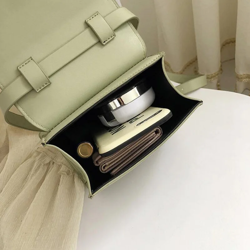 Женская сумка-мессенджер через плечо из искусственной кожи