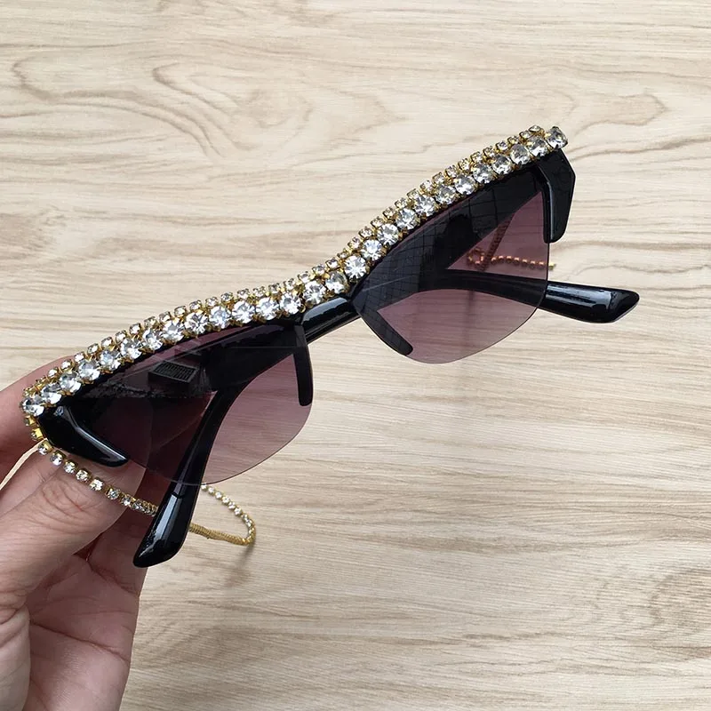 Женские винтажные солнцезащитные очки со стразами и кристаллами полуоправа