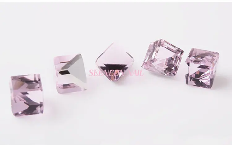 50 шт. смешивания Cube квадратный стекло дизайн ногтей кристалл наивысшего качества ногтей стразами дизайн ногтей аксессуары Последний гвоздь подвески