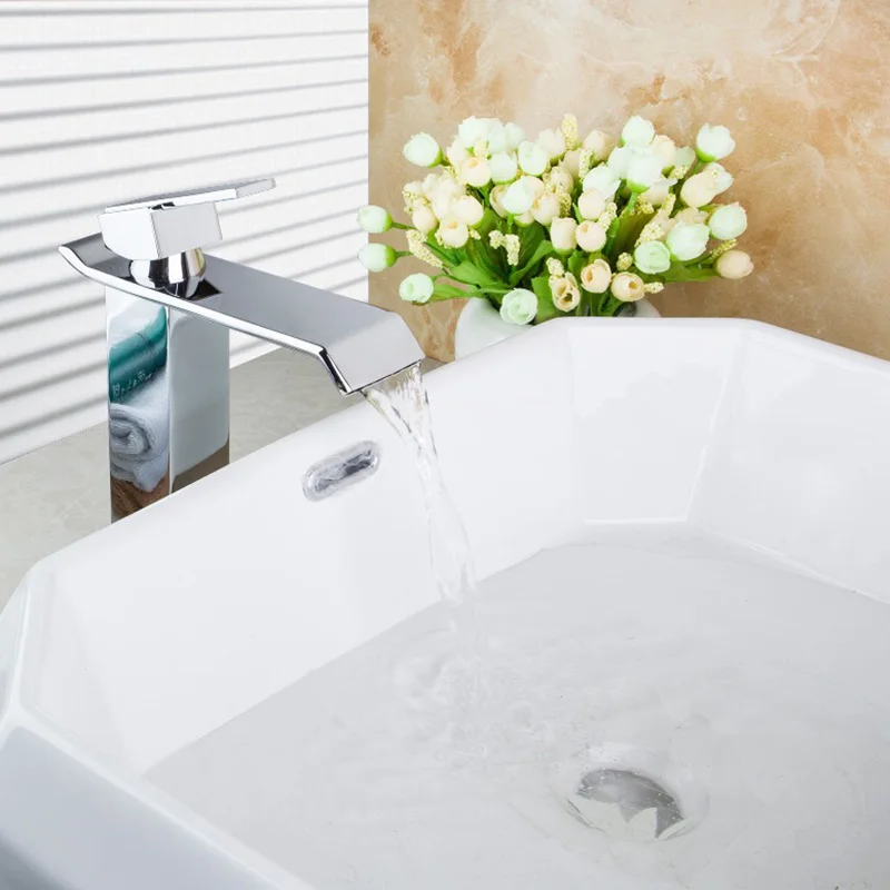 Ванная комната Роскошный умывальник с латунным краем набор краев углов дизайн