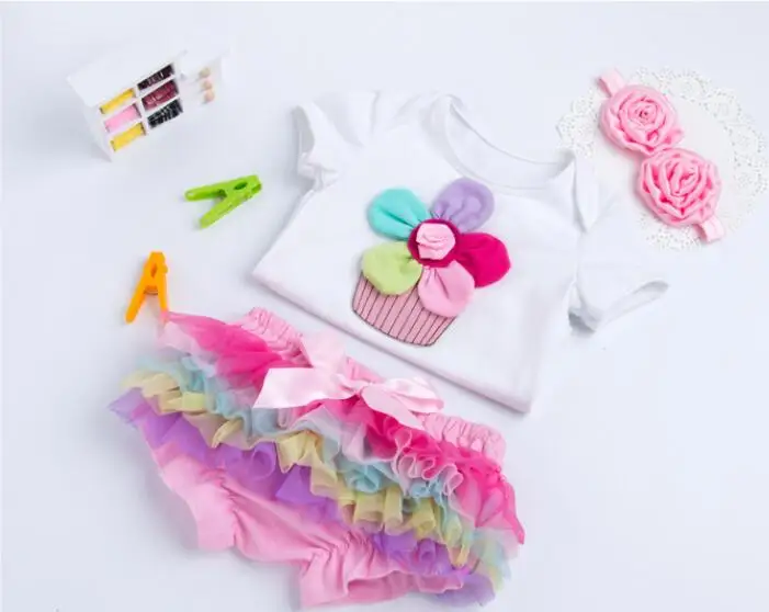 Белый комбинезон с рисунком из мультфильма de bebes боди + повязка на голову шорты