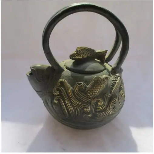 

Chinese Old Bronze Gold gilt Carved "goldfish" Tea Pot /Asian Antiques teapot
