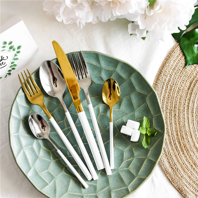 24 шт./компл. европейские белого золота Нержавеющая сталь столовые приборы из