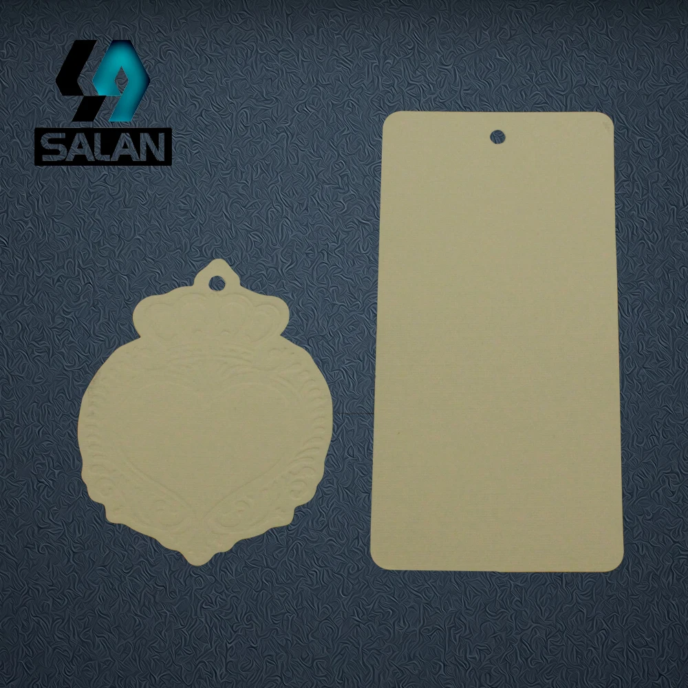 Оптовая продажа индивидуальные буквы логотип в шрифте подвесная бирка этикетка