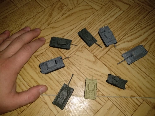 8 шт./компл. 1:144 Второй мировой войны танки 4D Сборная модель тигр т34 охотничий Танк сцена песочный стол Модель Мир танков коллекция