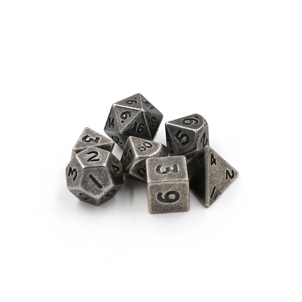 Металлические игральные кости DND Set 7 шт./компл. мини RPG игры в различные никелевые