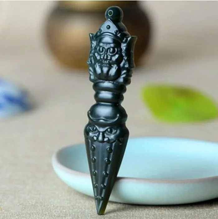 Authentic fashion and Tian Yuqing Jade King Kong pendant figure natural jade |