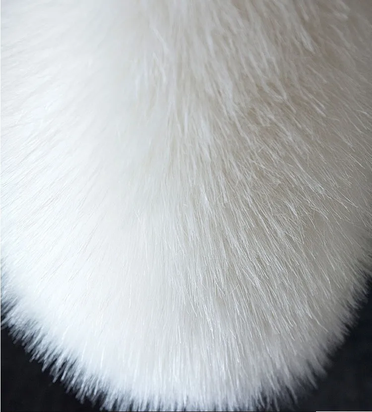 Женский короткий жилет из искусственного Меха чернобурки Зимняя Мода 2017 плотный