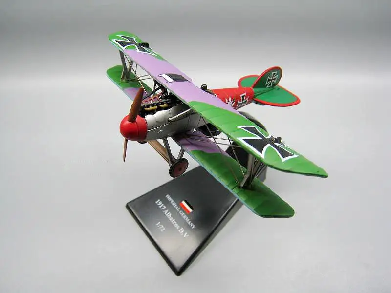 1917 Albatros D.V 1/72 литья под давлением модель самолета Амер |