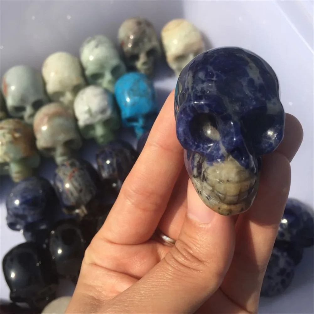 

1pcs natural Blue-vein stone skull reiki healing chakra hand carved figurine for treatment as gift