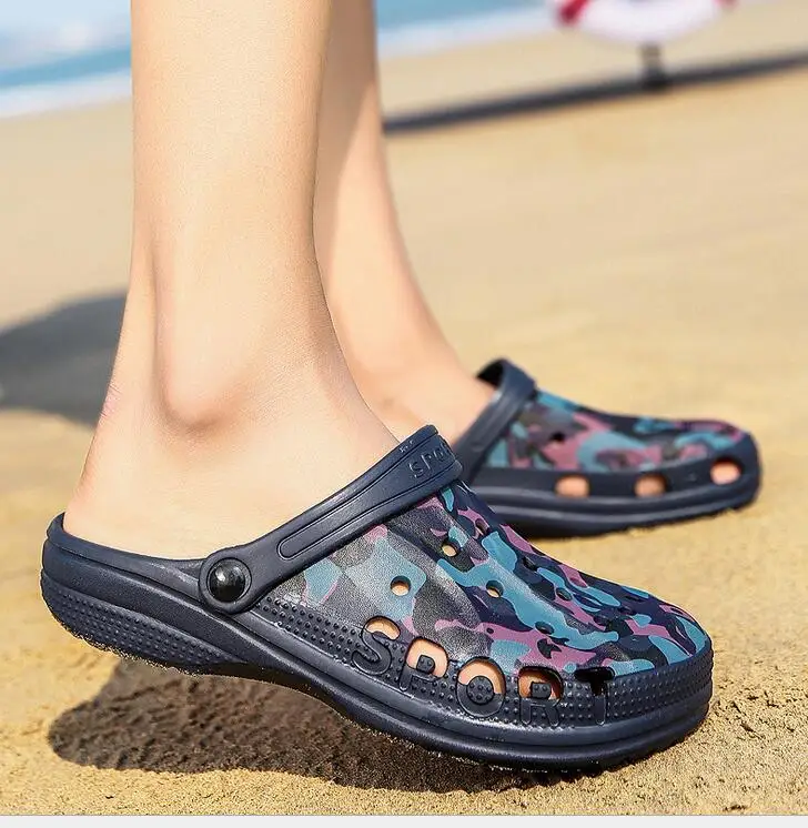 

Men EVA camouflage Garden shoes Casual Clogs Hot Male Band Sandals Summer Slides Beach Hombre Swimming Shoes size 40-45