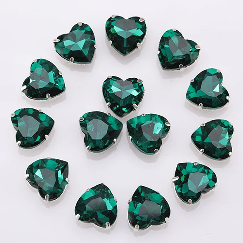 Emerald Green Блестящие стразы с плоской задней стороной, пришитые камни, свободные, сделай сам, в форме сердца, для платья, камни, стеклянный декоративный камень для одежды, 10 шт. S070 - Цвет: Emerald Green