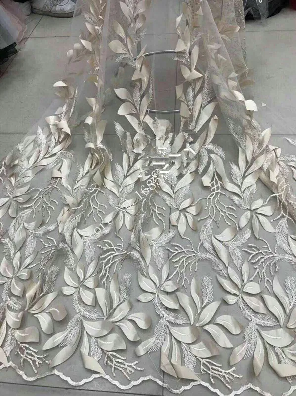 

2017 французская модная ткань для свадебного платья с высококачественной Африканской вышивкой нигерийская кружевная Роскошная ткань для св...