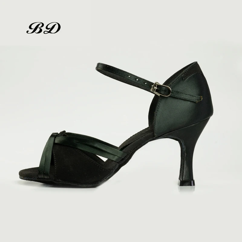 Танцевальные Кроссовки Женская Обувь для бальных танцев латинских Сандалии на