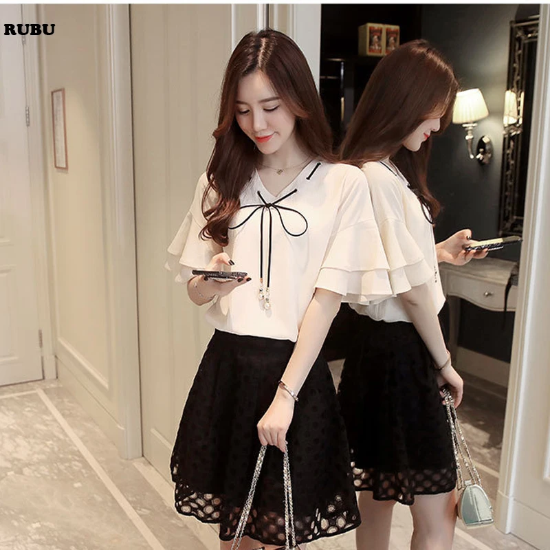 

2017 New spring Korean Slim white gray pink Colors short sleeve print flower Shirt blouses spliced Women v-neck Collar Tops