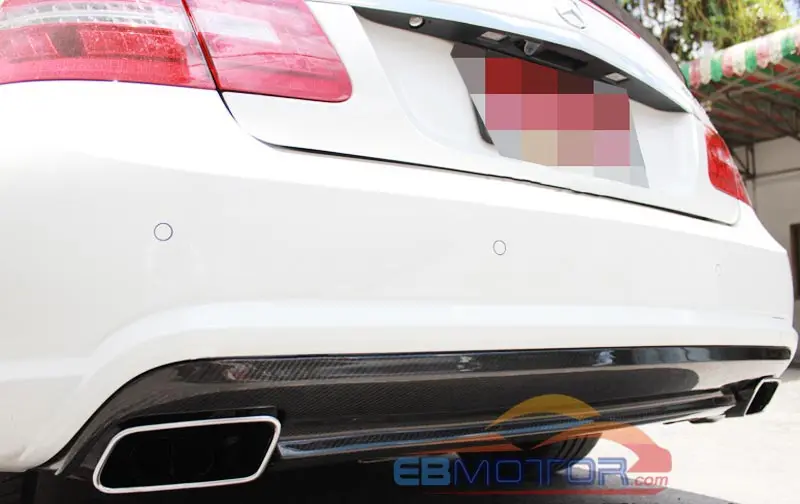 Задний диффузор для губ из углеродного волокна BENZ W207 2DR COUPE E550 E500 E350 AMG SPORT PACKAGE