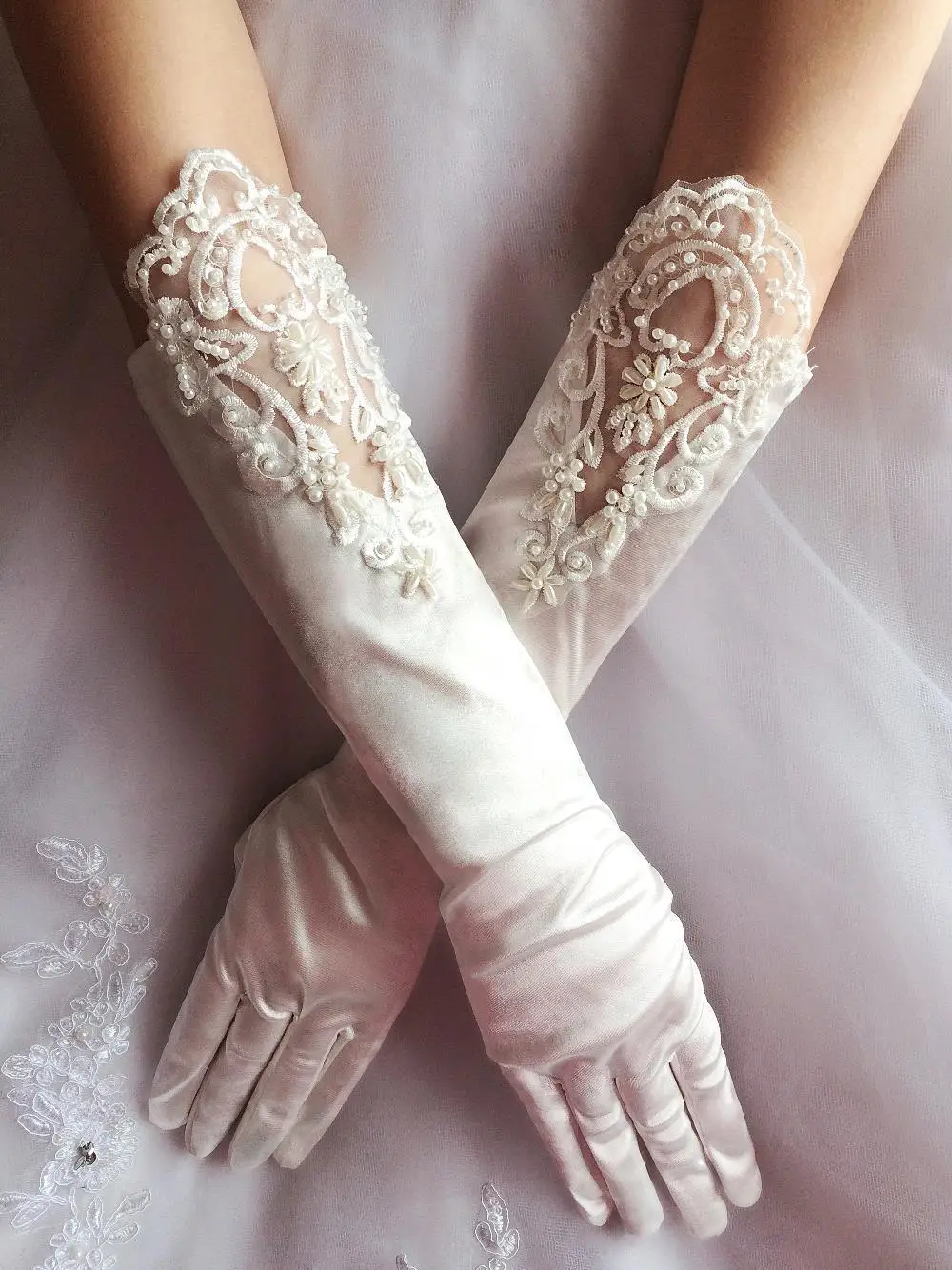 Новинка 2019 белые перчатки для невесты цвета слоновой кости с бисером кружевные