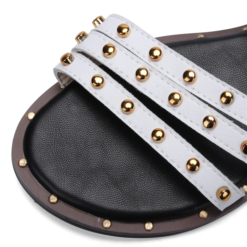 

Ta Jiang Genuine Cow Leather Gold Rivets Women Sandals Summer Square Heels Women Gladiator Flat Sandals Ladies Beach Shoes Woman
