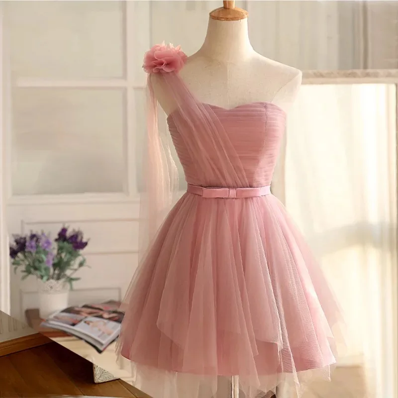 

Pearl Pink Short Bridesmaid Dresses Mesh One Shoulder Knee Length Elegant Wedding Guest Party Gown Lace Up Back DQG205