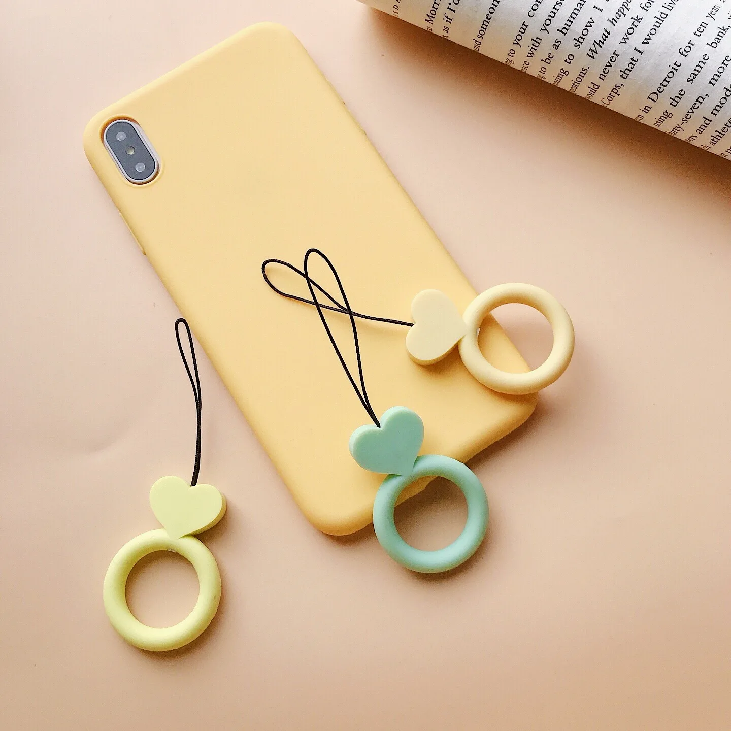 Конфеты силиконовым кольщом вытяжным шнуром для iPhone 7 чехол Универсальные чехлы для мобильного телефона с ремешком Шарм затягивающей веревочки для чехол для телефона Samsung кольцо ремни любовь